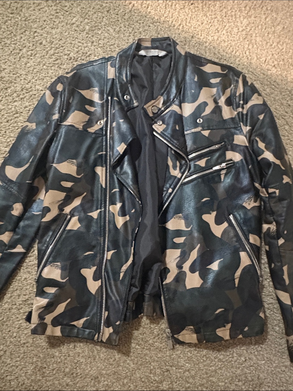 Zara Men's Camouflage Bomber Jacket - Black & Tan